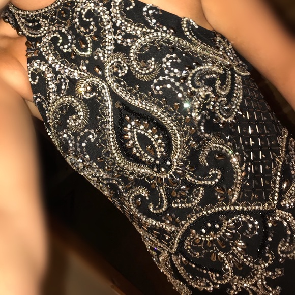 PROM DRESS - Picture 3 of 4